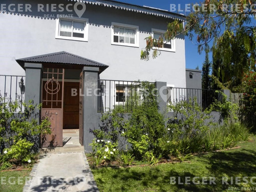 Casa  En Alquiler Ubicado En San Agustín, Villanueva, Tigre