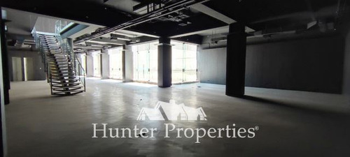 Local Comercial 535m2 Nueva Costanera.showrooms Vitacura