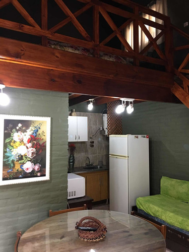 Complejo De Alquiler Temporario Con Piscina Climatizada