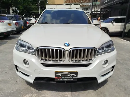 BMW X5 XDRIVE50I TP 4400CC T V8