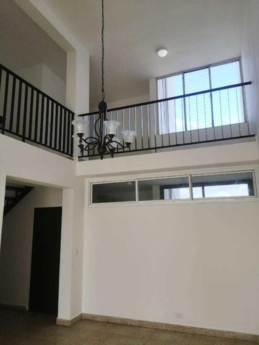 Imagen 2 de 14 de Venta De Apartamento De 141 M2 En Ph Bahía Azul 21-4218