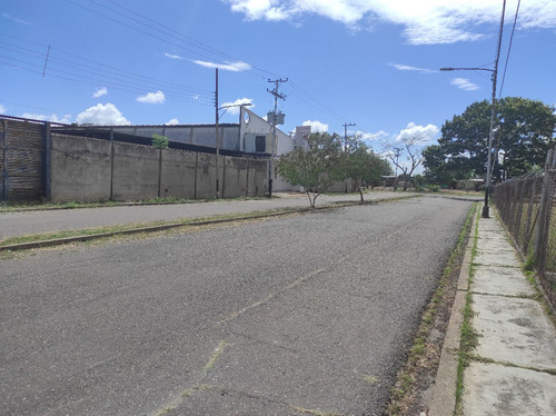 Imagen 6 de 8 de Parcela De Terreno De 1.125 Mts. Zona Residencial