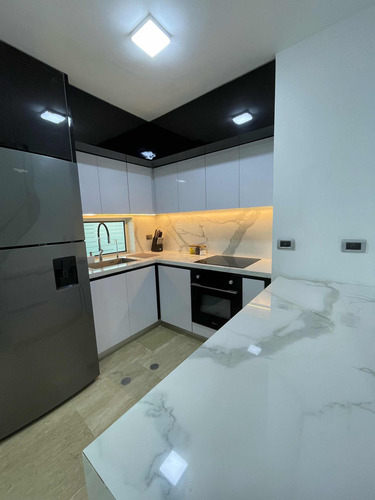 Venta Apartamento En Isla Paraíso Lecheria Muelle Propio