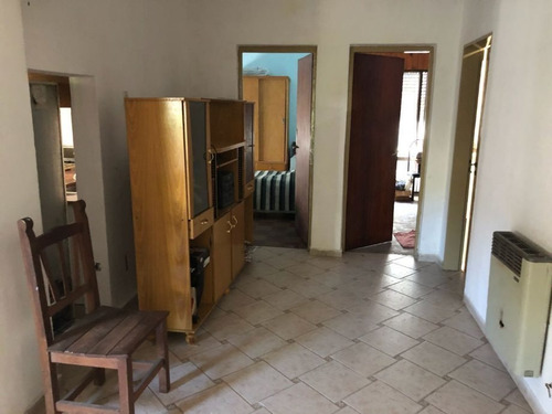 Imagen 6 de 9 de Casa En Venta En Billinghurst