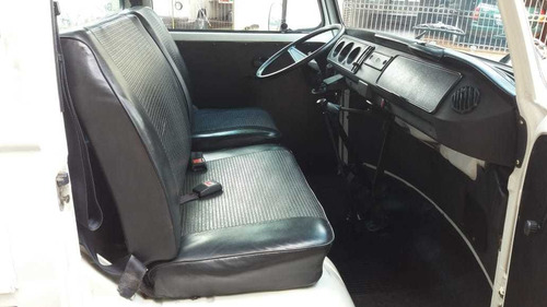 Imagem 10 de 12 de Volkswagen Kombi Picape