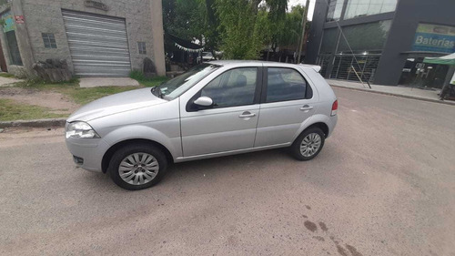 Fiat Palio 1.4 Attractive 2011