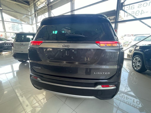 Imagen 5 de 16 de Jeep Commander