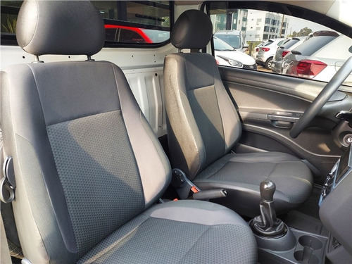 Imagem 11 de 13 de Volkswagen Saveiro 1.6 Msi Robust Cs 8v Flex 2p Manual