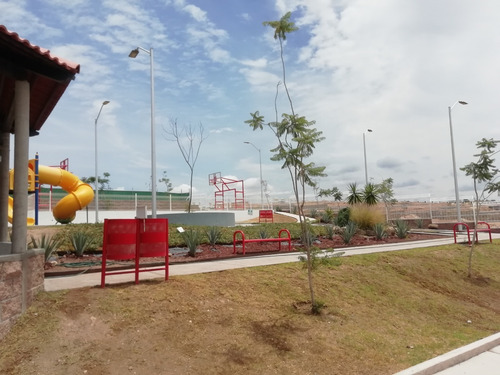 Casa En Renta, Colinas De San Patricio, Av Colinas De San Patricio, Rcr 399553
