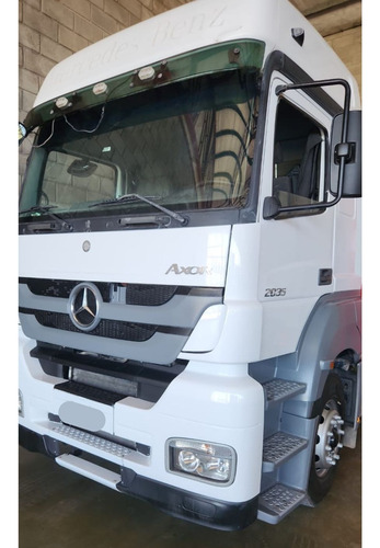 Mercedes Benz 2035 Tractor Corto C/plato Año 2011
