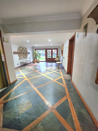 Vive En El Barrio Inglés En Un Townhouse Con Full Amenities