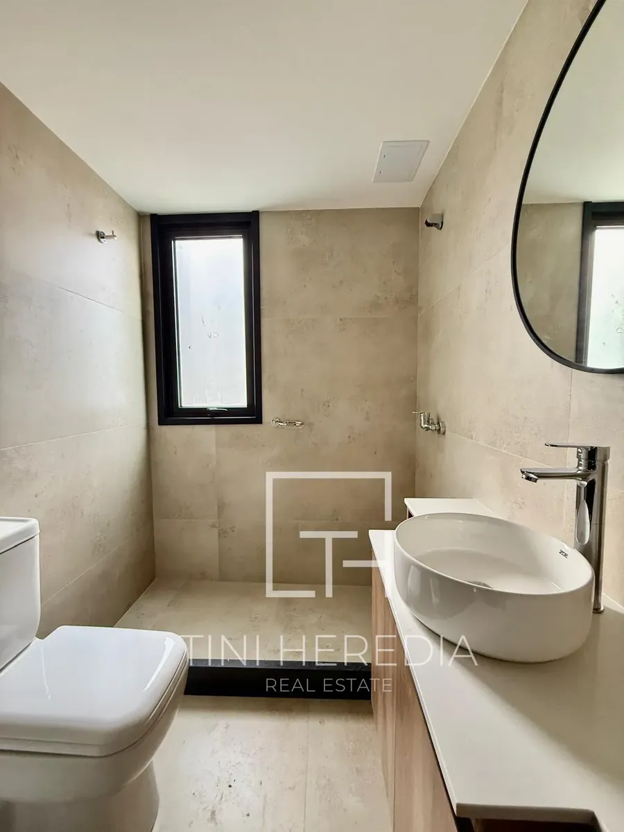 Apartamento En Alquiler 2 Dormitorios, Terraza Con Parrillero, Cochera Y Amenities · Foto 4