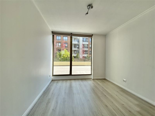 Departamento En Venta De 3 Dorm. En Lo Barnechea