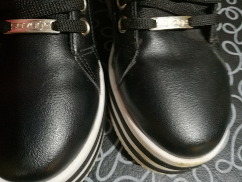 Zapatillas De Nena Con Plataforma Talle 35 Marca Savage