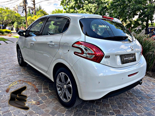 Peugeot 208 Feline Pack Cuir 2015