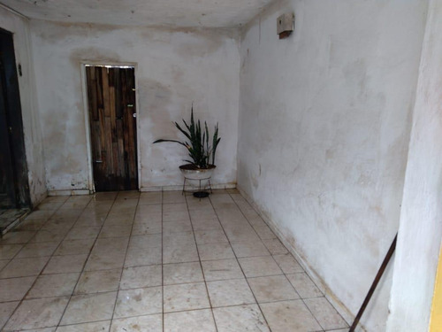 Imagem 1 de 6 de Casa Para Venda Em Jundiaí, Jardim Shangai, 1 Dormitório, 1 Banheiro, 1 Vaga - 17625v_2-879490