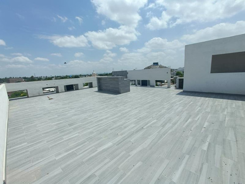 Edificio En Venta En Revolucion, Gómez Palacio, Durango