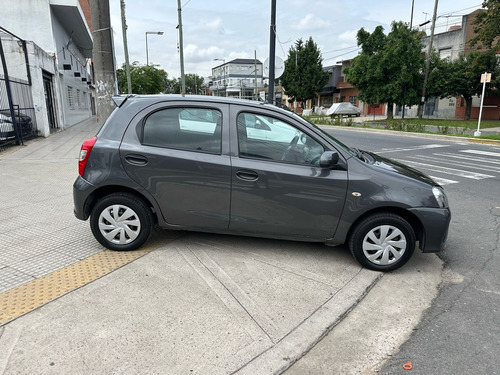 Toyota Etios 1.5 X 6mt My19