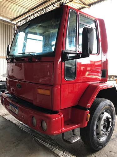 Ford Cargo 1517 E - 2004 - Mugen Caminhoes