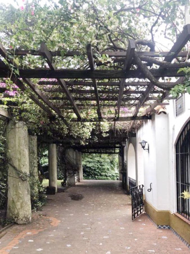 Imagen 16 de 23 de Casa En Venta Vicente Lopez Historica Gran Parque C/pileta