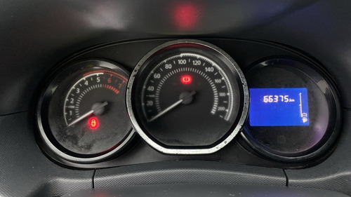 Imagen 21 de 25 de Renault Duster