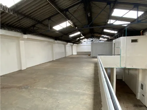Venta Bodega Zona Industrial Toberin
