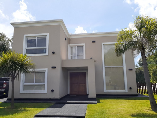 Casa En Venta Barrio Cerrado San Lucas Village. Oportunidad.