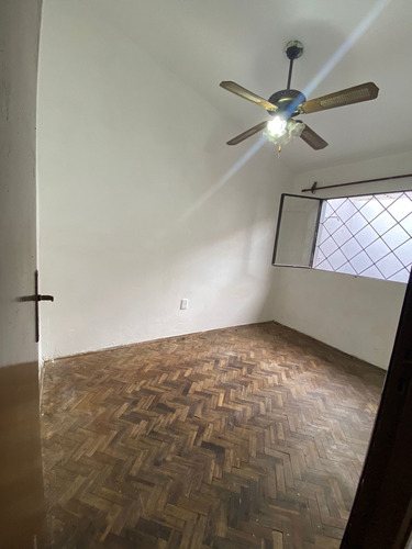 Vendo Casa En Una Sola Planta Sin Escalones, Se Accede Entrando Con El Auto, Muy Comodo. Sobre La Rambla En Lomas De Solymar. Si Banco