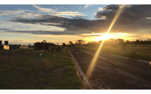 Lote En Capitán Bermúdez - Terranova - Manzana J - Lote 17