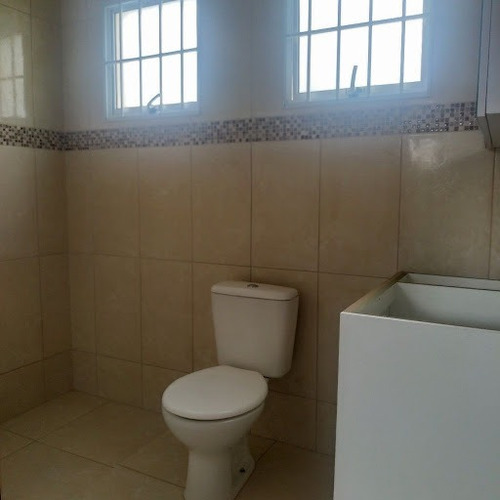 Imagem 5 de 7 de Lindo Sobrado Com Construção Nova. - Ca0449