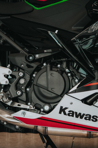 Imagen 11 de 17 de Kawasaki Ninja 400 Abs Krt 0km 2023 Kawasaki Quilmes