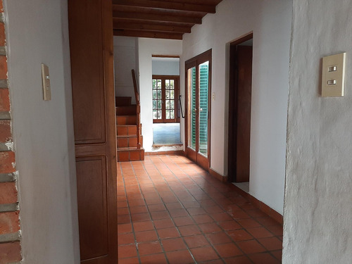 Venta Casa 5 Ambientes Centro De Lujan