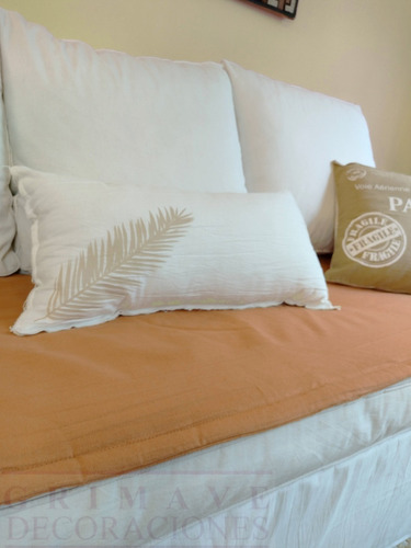 Imagen 1 de 3 de Pillow Manta Protector Asiento Tusor 3 Cuerpos. E/todo Pais