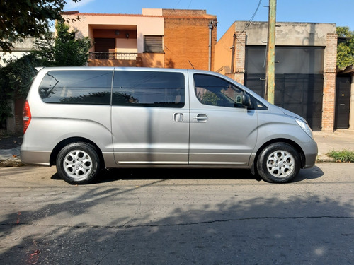 Imagen 7 de 18 de Hyundai H1 2015 2.4 Premium 1 175cv 4at