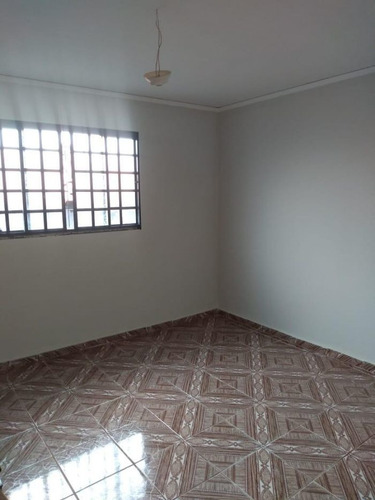 Casa À Venda Na Rua João Luiz Vieira, Vila Moreira, Cornélio Procópio - Pr - Liv-8785