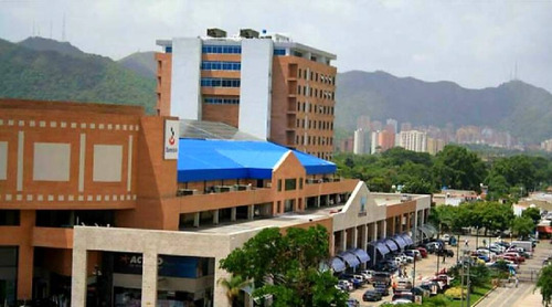 Alquiler Oficina Equipada Y Amoblada Torre Cristal Naguanagua