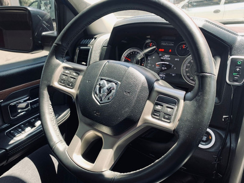 Imagen 12 de 13 de Ram 1500 Laramie Con Accesorios!