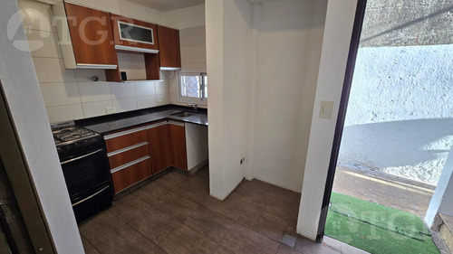 Ph En Venta En Lanús Con Terraza Sin Expensas