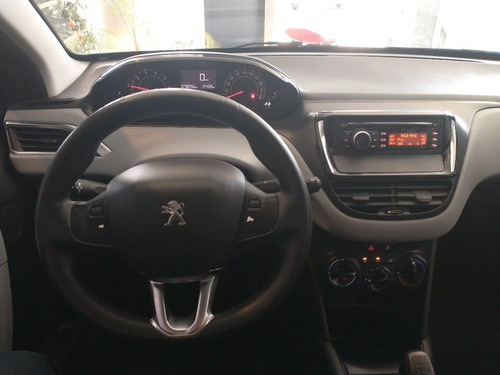Peugeot 208 Allure