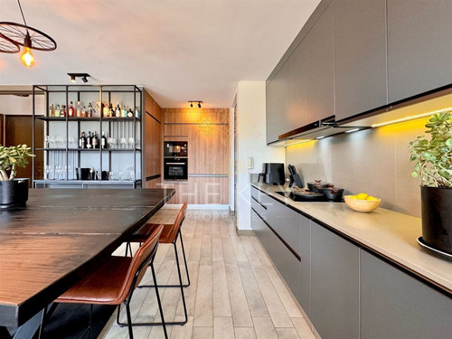 Departamento Duplex En Venta De 3 Dorm. En Vitacura
