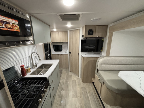 Trailer Importado Winnebago 1821fb - 0km - Y@w2