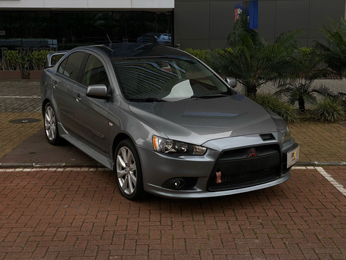 Mitsubishi Lancer 2.0 4p