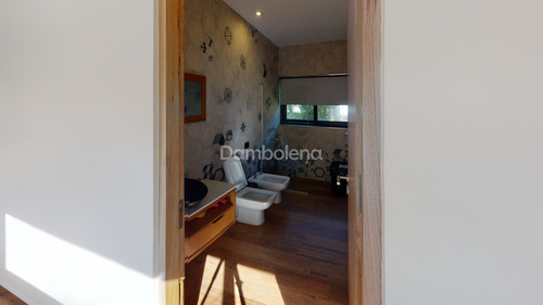 Casa En Venta En Carilo, Costa Atlántica