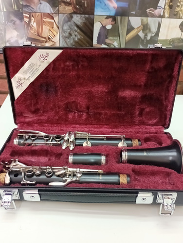 Clarinete Yamaha Ycl 451 Cod:129 (Usado)