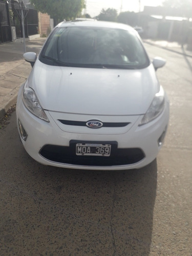 Ford Fiesta Kinetic Design 1.6 Design 120cv Titanium 2013