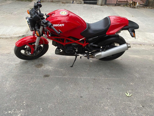 Ducati Monster 695