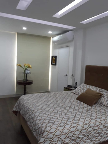 Se Vende Townhouse En Conj. Res. Rincón Garden. Foth-178