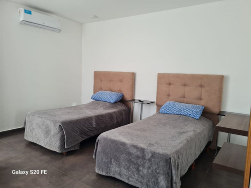 Casa 5 Dormitorios Y Pileta En Causana