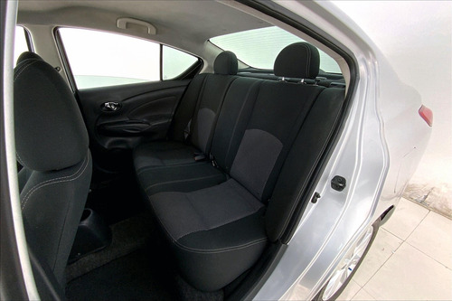 Imagen 19 de 25 de Nissan Versa 4 Pts Advance, Tm5, A/ac, Ve, F Niebla, Ra-15