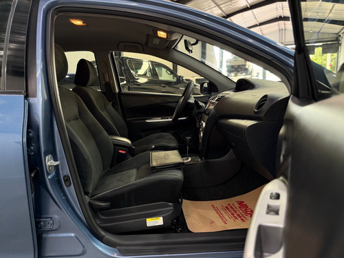 Toyota Yaris 1.5 Premium Sedan At